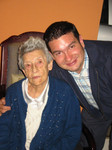 122506AbuelitaYAlvaro.jpg