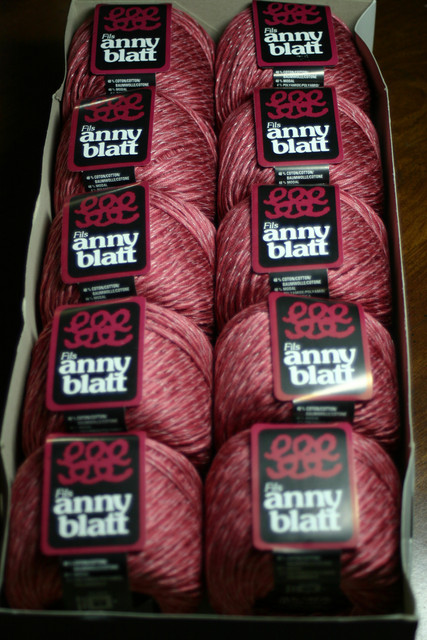 Anny Blatt Braise pink (10 skeins in original box) - 48% cotton/48% modal/4% nylon, 50g/123 yds, 22 sts=10cm, 3.75mm needles/hook